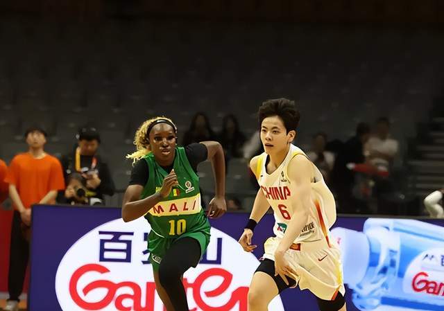 kaiyun体育网-漂亮！中国女篮轻取开门红，三塔炸裂，杨舒予觉醒，王思雨太稳了