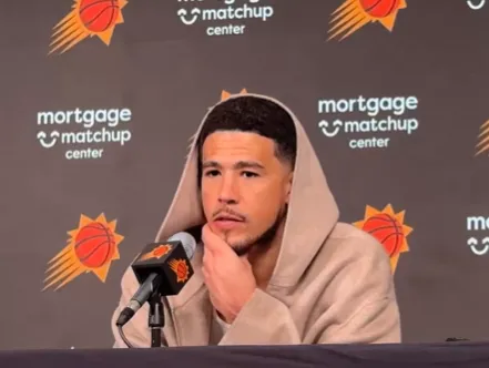 kaiyun安全登录-能从附加赛突围吗？布克：我非常期待再次征战季后赛